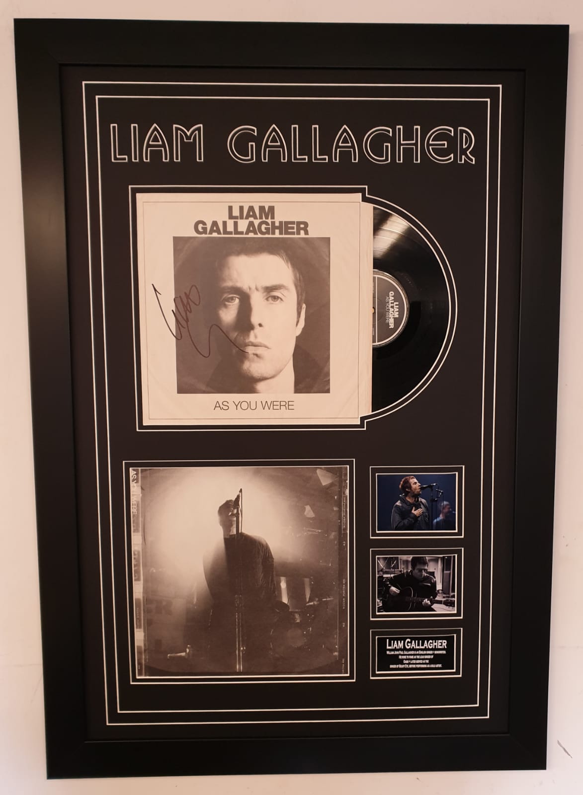 LIAM GALLAGHER AUTOGRAPHED SIGNED & FRAMED PP POSTER PHOTO 
