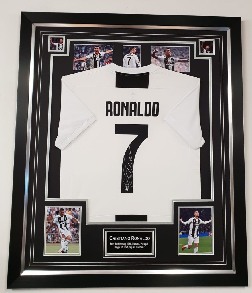 Cristiano Ronaldo Signed Juventus No.7 Football Shirt Framed