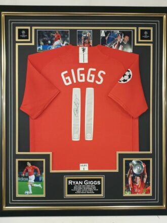 Ryan Giggs Signed No 11 Manchester United Shirt